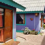 Las Tinajas Frente A La Playa
